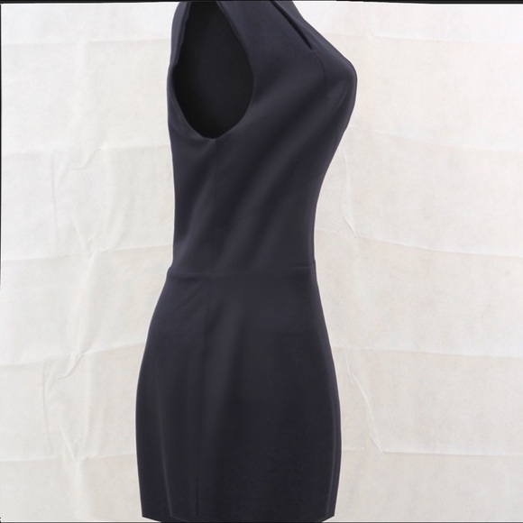 💕REDUCED  PRICE💕Navy Blue Crepe midi dress - Picture 5 of 5